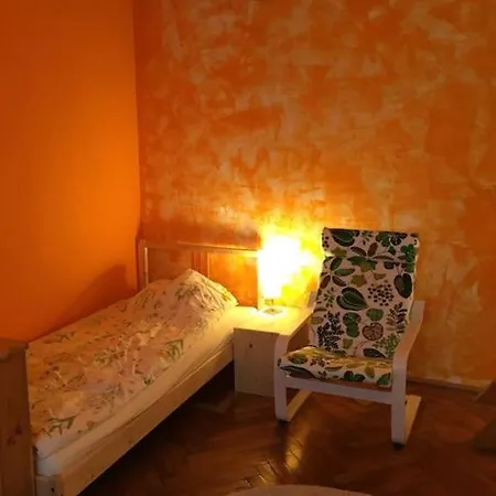 Ping Pong * Budapest